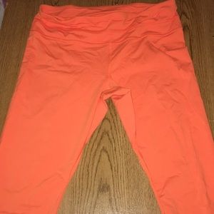 orange yoga Lululemon Athletica pants!!💫